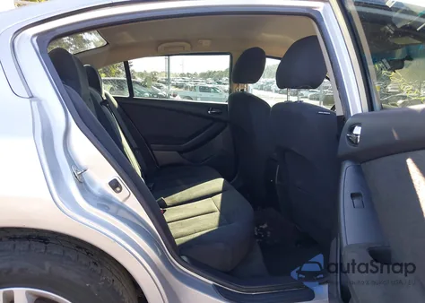 2011 Nissan Altima 2.5 S z USA, uszkodzony, nr VIN 1N4AL2AP6BN432316